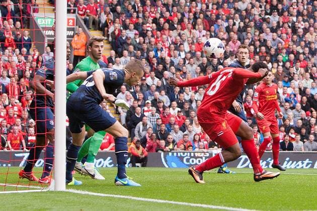 Daniel Sturridge of Liverpool scores the opening goal - Liverpool FC vs. Manchester United (ManU) - Barclay s Premier League - Anfield - Liverpool - 01 09 2013 EDITORIAL USE ONLY. No use with unauthorised audio, video, data, fixture lists, club league logos or live services. Online in-match use limited to 120 images, no video emulation. No use in betting, games or single club league player publications.