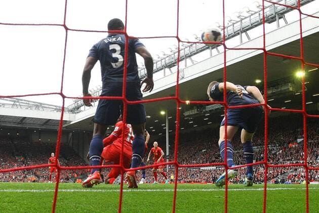 Daniel Sturridge of Liverpool scores the opening goal - Liverpool FC vs. Manchester United (ManU) - Barclay s Premier League - Anfield - Liverpool - 01 09 2013 EDITORIAL USE ONLY. No use with unauthorised audio, video, data, fixture lists, club league logos or live services. Online in-match use limited to 120 images, no video emulation. No use in betting, games or single club league player publications.