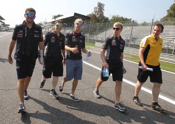 Sebastian Vettel, mit seinem Team, Red Bull Racing, formula 1 GP, Italien in Monza, 06.09.2013 - Sebastian Vettel, formula 1 GP, Italien,