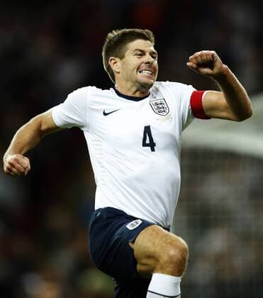 Steven Gerrard of England celebrates scoring during the FIFA 2014 World Cup Qualifying Group H match between England and Moldova at Wembley Stadium in London, Britain on Sept. 6, 2013. England won 4-0.(Xinhua Wang Lili) (SP)BRITAIN-LONDON-SOCCER-FIFA 2014 WORLD CUP QUALIFIER-ENGLAND VS MOLDOVA 