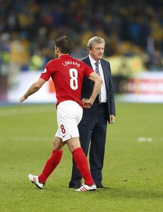 England s Roy Hodgson with Frank Lampard at the final whistle Ukraine v England - 2014 World Cup Qualifier - Olympic Stadium - Kiev - Ukraine -10 09 2013 - Pic David Klein Sportimage EDITORIAL USE ONLY. No use with unauthorised audio, video, data, fixture lists, club league logos or live services. Online in-match use limited to 120 images, no video emulation. No use in betting, games or single club league player publications.
