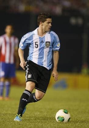 Fernando Gago de Argentina - Paraguay vs Argentina. Asuncion - - Paraguay vs Argentina - Foto: JavierxGarciaxMartino Photogamma.