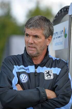 13.09.2013, Fussball 2.Bundesliga 2013 2014, VfR Aalen - TSV 1860 München, In der Scholz-Arena-Aalen. Trainer Friedhelm Funkel (1860 München).