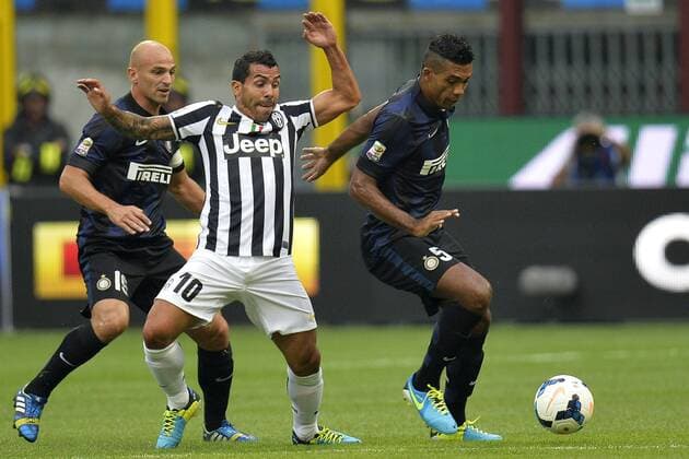 Esteban Cambiasso Inter, Carlos Tevez Juventus, Juan Jesus Inter - Mailand 14-09-2013 Stadio Giuseppe Meazza, San Siro - Serie A Inter Mailand vs Juventus Turin andreaxstaccioli