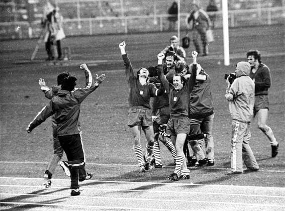 September 1972: Munich Olympics: Poland celebrate their 2-1 win over Hungary in the final of the football competition. , München, Bayern, Olympia, Olympiade, Olympische Spiele  UnitedArchives00907448