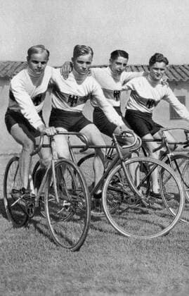 Men s Road Race Cycling Team in the 1932 Olympic Games, Los Angeles, USA, Julius maus Hubert Ebner Werner Lange-Wittich and Henry Trondle , Olympia, Olympiade, Olympische Spiele  UnitedArchives00940480