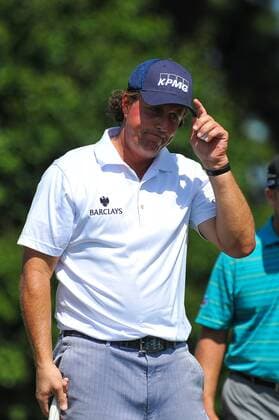 19 September, 2013: Phil Mickelson tips his at on 14 during the second round of the FedEx Cup - The Tour Championship at East Lake Golf Club in Atlanta, Georgia. GOLF: SEP 20 PGA Golf Herren - TOUR Championship by Coca-Cola - Second Round Icon130920216 EDITORIAL USE ONLY
