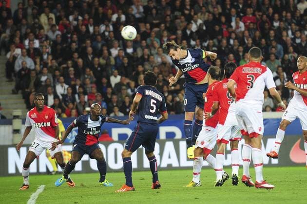 Zlatan Ibrahimovic (PSG) vs (Monaco) FOOT : PSG Paris St. Germain vs AS Monaco FC - Ligue 1 - 22 09 2013 JBAutissier Panoramic 