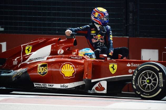 Singapur F1 GP race at Marina Bay street circuit. In this picture, Webber and Vettel at podium. xRUBIOx  RV RACING PRESS
