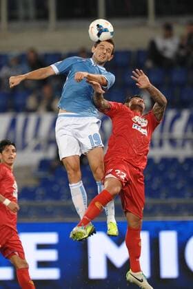 Senad Lulic Lazio, Pablo Alvarez Catania 25-09-2013 2013 2014 Serie A Lazio Rom vs Catania Calcio Foto AntoniettaxBaldassarre Insidefoto AntoniettaxBaldassarre