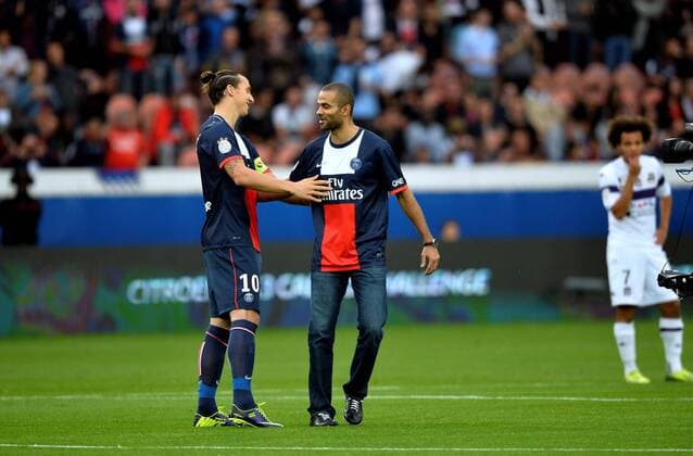 Zlatan Ibrahimovic (psg) - Tony Parker FOOTBALL : FC Paris Saint Germain vs FC Toulouse - Ligue 1 - 28 09 2013 AnthonyBIBARD FEP Panoramic 