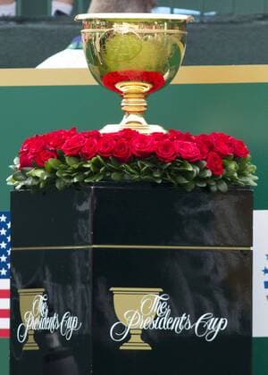 03 October 2013: The Presidents Cup Trophy at first 1 during the day one of The Presidents Cup at Muirfield Village GC in Dublin, Ohio GOLF: OCT 03 PGA Golf Herren - The Presidents Cup - Day One Icon131003031 EDITORIAL USE ONLY