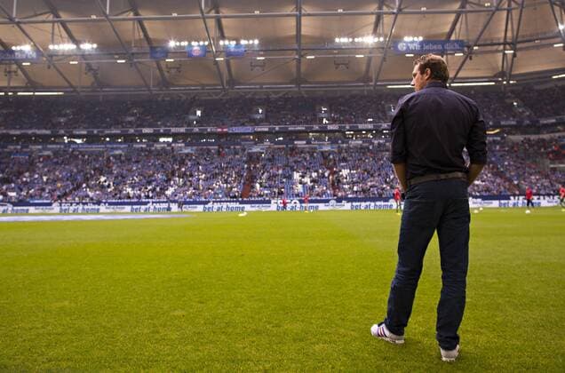 Gelsenkirchen, 05.10.2013, Veltins Arena, Fußball Trainer Markus Weinzierl (FCA) FC Schalke 04 - FC Augsburg