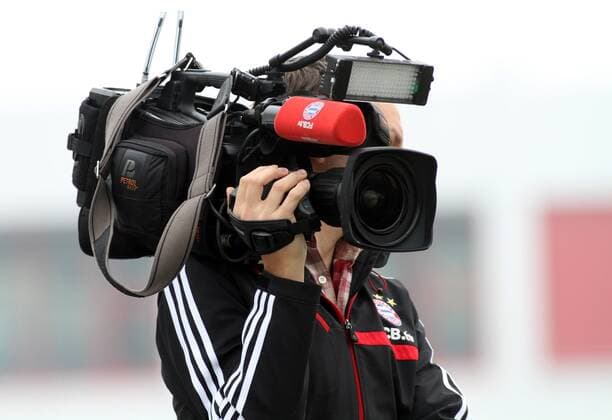 FC Bayern München TV- Kameramann Fussball FC Bayern München Training 08.10.2013