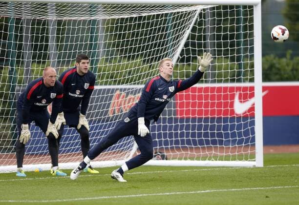 England s Joe Hart in action during training England Training - World Cup Qualifier - London - England -14 10 2013 - Pic David Klein Sportimage EDITORIAL USE ONLY. No use with unauthorised audio, video, data, fixture lists, club league logos or live services. Online in-match use limited to 120 images, no video emulation. No use in betting, games or single club league player publications.