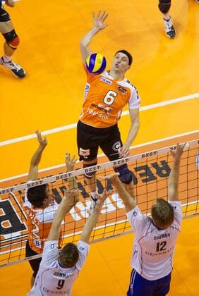 Volleyball Berlin 15.10.2013 1. Bundesliga DVL Saison 2013 2014 Berlin Recycling Volleys - Generali Haching Felix Fischer (Berlin, No.06) Konstantin Shumov (Haching, No.12) Ewoud Gommans (Haching, No.09) Kawika Shoji (Berlin, No.02) li.