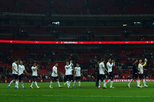 England v Poland - World Cup Qualifier . . Wembley, London, UK . . 15.10.2013 The England players on a lap of honour at the end.