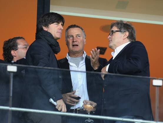 V.li. Bundestrainer Joachim Löw (GER) , Jürgen B. Harder (Lebensgefährte von Franziska van Almsick) und Ex-Mercedes-Sportchef Norbert Haug . 1899 Hoffenheim-Bayer 04 Leverkusen. Sinsheim, GER, 18.10.2013 , 9. Spieltag Fussball-Bundesliga 2013-2014.