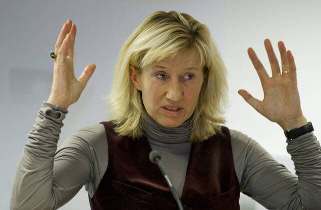 Sportpolitik Berlin 23.10.2013 Doping Opfer Hilfe DOH e.V. Die Doping-Opfer-Hilfe e.V. (DOH) eröffnet in Berlin das nach seinem Initiator benannte Werner-Franke-Dopingarchiv, das nach dem Umzug von Weinheim ab sofort in Räumen der Havemann-Gesellschaft interessierten Nutzern zur Verfügung steht. Prof Ines GEIPEL Vorsitzende des Doping Opfer Veriens