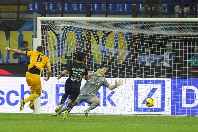 Milano, 26.10.2013 - Serie A 2013 2014 - Inter Milano vs Hellas Verona - Tor von Raphael Martinho 