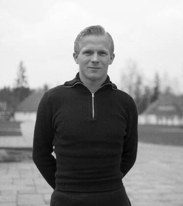 DFB Lehrgang in München Grünwald, 1951 Vorbereitung auf das Länderspiel gegen Schweiz 15.04.1951-- Felix Gerritzen (Preußen Münster) Portrait