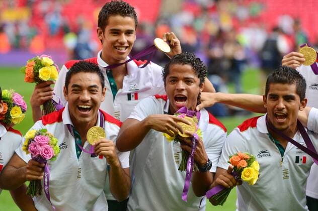 Marco Fabian de la Mora, Diego Reyes, Giovani dos Santos y Miguel Ponce de Mexico Mexico Goldmedaille Olympia 2012 - London 2012 