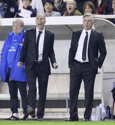 Zinedine Zidane y Carlo Ancelotti. Spanish League match between Rayo Vallecano and Real Madrid CF. In this picture, Zinedine Zidane and Carlo Ancelotti. xANGELxRIVEROx 
