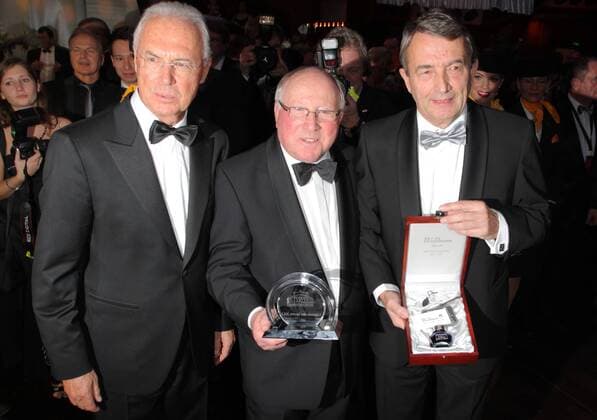 Franz Beckenbauer, Uwe Seeler und Wolfgang Niersbach beim Sportpresseball 2013 in der Alten Oper. Frankfurt M., 02.11.2013 Foto:xS.xSchrapsx xFuturexImage