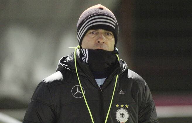 Bundestrainer Joachim Löw Fussball Deutsche Fussball Nationalmannschaft Training in München vor dem Länderspiel Deutschland - Italien 12.11.2013