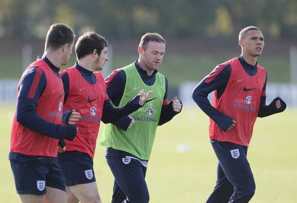 England s Wayne Rooney during training - England Training - London Colney - London - England -13 11 2013 - PicDavidKlein Sportimage EDITORIAL USE ONLY. No use with unauthorised audio, video, data, fixture lists, club league logos or live services. Online in-match use limited to 120 images, no video emulation. No use in betting, games or single club league player publications.