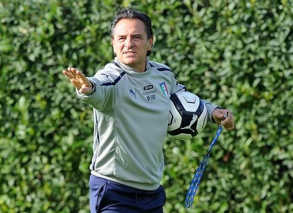 IPP20131113 Football - soccer: International match, Italy (ITA) Training Session, cesare prandelli xHOCHxZWEIx xItalyxPhotoxPressx 