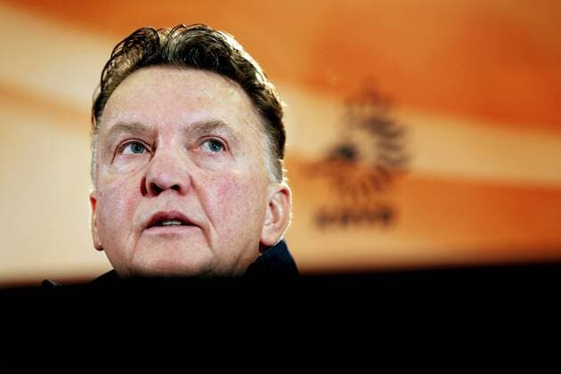 Coach Louis van Gaal of Holland during the training session of the Netherlands on November 13, 2013 at Sportpark Nieuw Zuid in Katwijk aan Zee, The Netherlands. Netherlands Training Session Friendly 2013 2014 xVIxLaurensxLindhoutxIVx 1904536