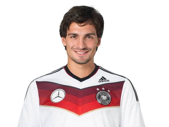 FUSSBALL PORTRAITTERMIN DEUTSCHE NATIONALMANNSCHAFT 14.11.2013 Mats Hummels (Deutschland)