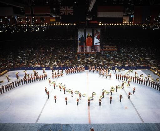 Schlussfeier der Olympischen Spiele 1980 in Lake Placid, Abschied mit Pauken und Trompeten