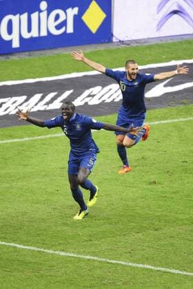 Mamadou Sakho (fra) - Karim Benzema FOOTBALL: France Ukraine. 19 11 2013 xJBxAutissierx 