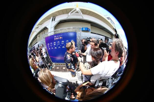 21.11.2013- Sebastian Vettel (GER) Red Bull Racing RB9 