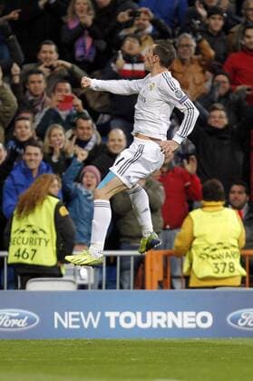 Madrid 27 11 2013. Soccer match between Real Madrid and Galatasarai of the Champions League, held at the Santiago Bernabeu stadium, in Madrid 11 27 2013. Gareth Bale celebrates after scoring 