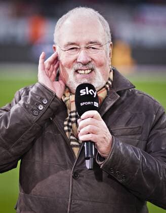 Leverkusen, 30.11.2013, BayArena Moderator Heribert Faßbender zu Gast bei sky Bayer Leverkusen - 1. FC Nürnberg mm