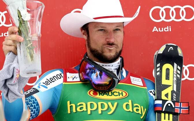 SKI ALPIN - FIS WC Lake Louise, Super G, Herren LAKE LOUISE,KANADA,01.DEZ.13 - SKI ALPIN - FIS Weltcup, Super G der Herren, Siegerehrung. Bild zeigt Aksel Lund Svindal (NOR). 