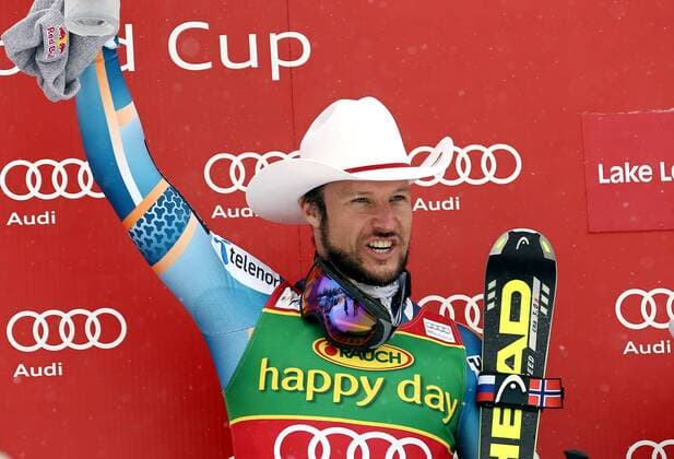 SKI ALPIN - FIS WC Lake Louise, Super G, Herren LAKE LOUISE,KANADA,01.DEZ.13 - SKI ALPIN - FIS Weltcup, Super G der Herren, Siegerehrung. Bild zeigt den Jubel von Aksel Lund Svindal (NOR). 
