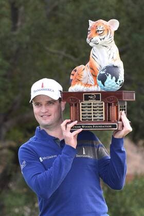 Dec. 8, 2013 - Thousand Oaks, California, U.S. - 12 08 13 Thousand Oaks, CA: Zach Johnson defeats Tiger Woods in a one hole playoff to win the 2013 Northwestern Mutual World Challenge played at Sherwood Country Club. The yearly event benefits the Tiger Woods Foundation. 2013 Northwestern Mutual World Challenge - ZUMAec2