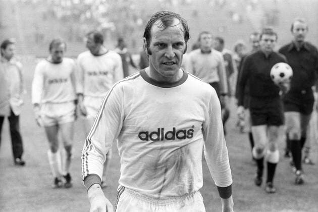 Franz -Bulle- Roth (FC Bayern München) - Abgang