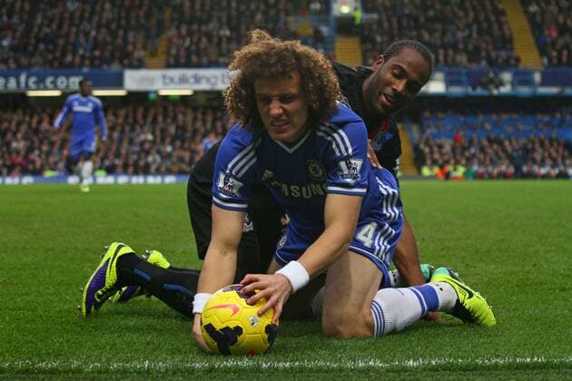 Chelsea FC London v Crystal Palace . . London, UK . . 14.12.2013 David Luiz (C) Cameron Jerome (CP)