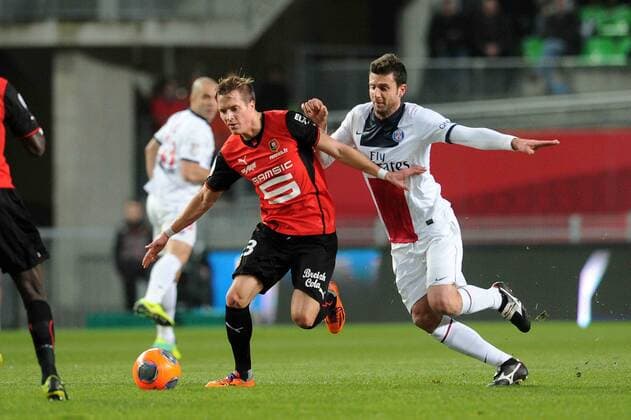 Thiago Motta (PSG) Anders Konradsen (Rennes) FOOTBALL : Stade Rennes vs Paris Saint Germain - Ligue 1 - 14 12 2013 NLeGouic FEP Panoramic 