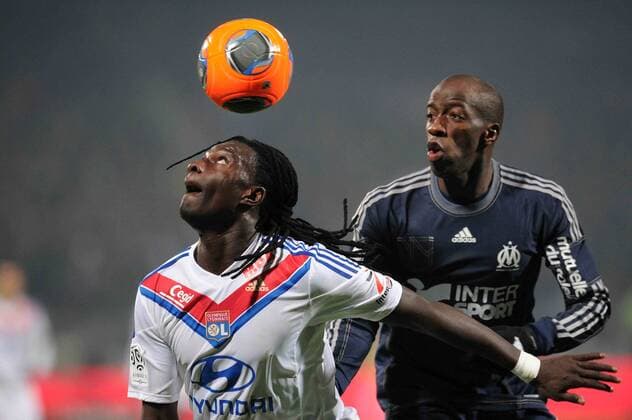 Bafetimbi Gomis (Lyon) Souleymane Diawara (Marseille) FOOTBALL : Olympique Lyon vs Olympique Marseille - Ligue 1 - 15 12 2013 N.LeGouic FEP 
