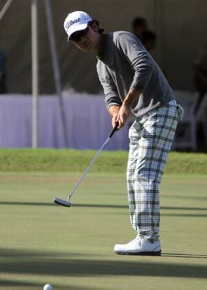 Jan. 6, 2014 - Honolulu, HI, USA - January 6, 2014 - Kevin Na during a practice day for the Sony Open at the Waialae Country Club in Honolulu, HI. PGA Golf Herren Tour: Sony Open JAN06 - ZUMAc04