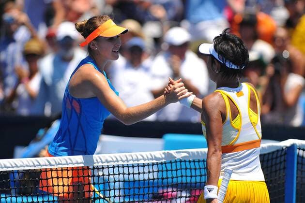 Belinda Bencic (SUI) Kimiko Date Krumm (JPN) TENNIS : Open d Australie - Melbourne - 13 01 2014 TennisMagazine Panoramlc 