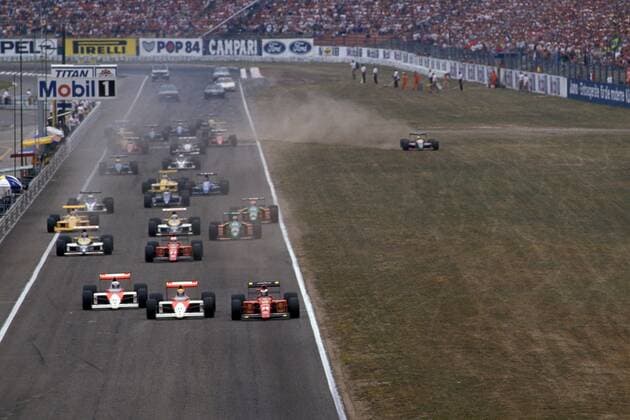 Start GP Deutschland 1989 - v.re. Gerhard Berger (Österreich Ferrari) noch vor Ayrton Senna (Brasilien McLaren Honda) und Alain Prost (Frankreich McLaren Honda)