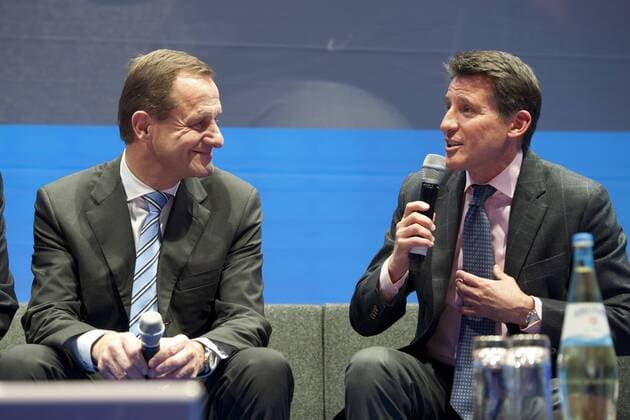 Talkrunde, von links Alfons HOERMANN, Hörmann, DOSB-Präsident, Sebastian COE, President British Olympic Association, Empfang in der Stadthalle Tauberbischofsheim zu Ehren von IOC-Präsident ThomasBach, der am 29.12.2013 seinen 60. Geburtstag feierte, 10.01.2014.
