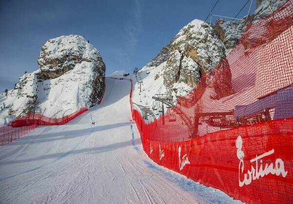 16.01.2014, Olympia delle Tofane, Cortina d Ampezzo, ITA, FIS Weltcup Ski Alpin, Abfahrt, Damen, 1. Training, im Bild Uebersicht Pista delle Tofana overview Tofane Course during the 1st practice run of the ladies downhill of the FIS Ski Alpine World Cup at the Olympia delle Tofane course in Cortina d Ampezzo, Italy on 2014 01 16. , EP_gro E